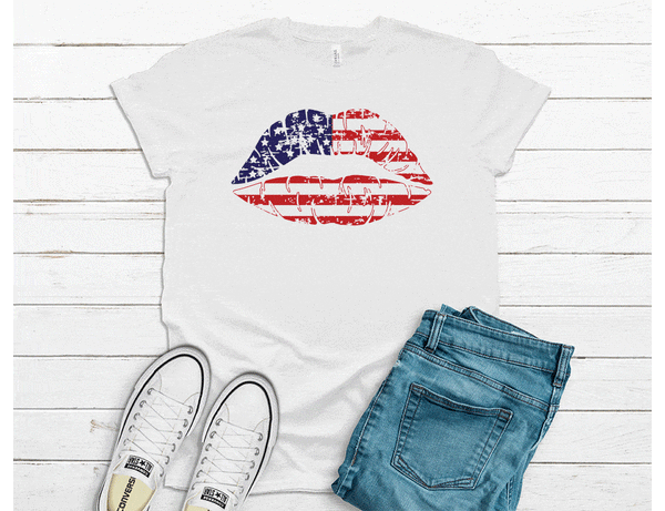 lips flag tee