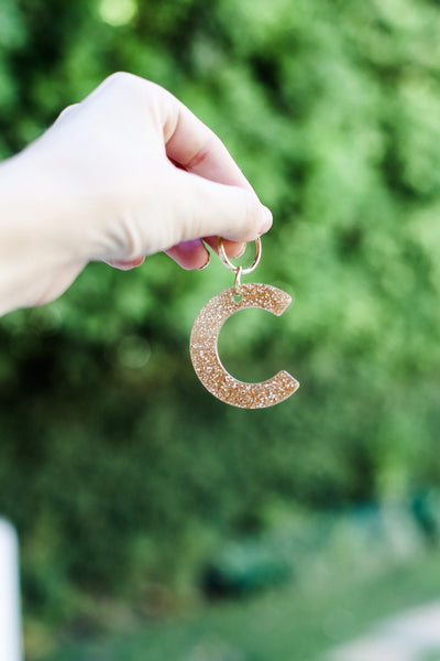 GLITTER LETTER KEYCHAIN